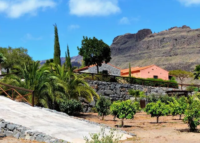 Ferienhaus Olivas - Unique With Heated Pool *