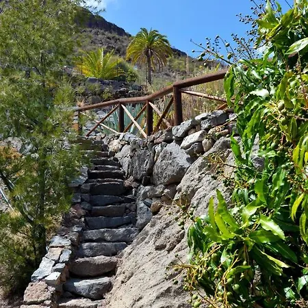 Olivas - Unique With Heated Pool Holiday home *