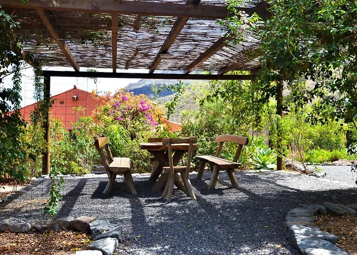 Olivas - Unique With Heated Pool Дом отдыха *