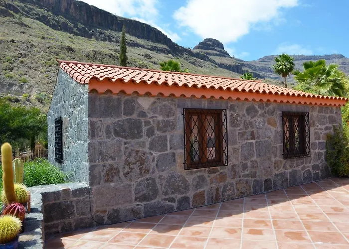 Olivas - Unique With Heated Pool Дом отдыха *