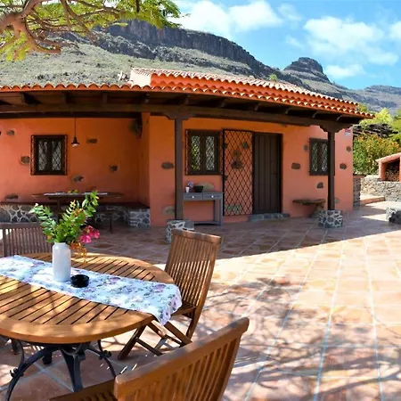 펜션 Olivas - Unique With Heated Pool *